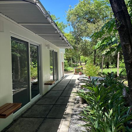 Casa Mariposa Lägenhet Tola Exteriör bild